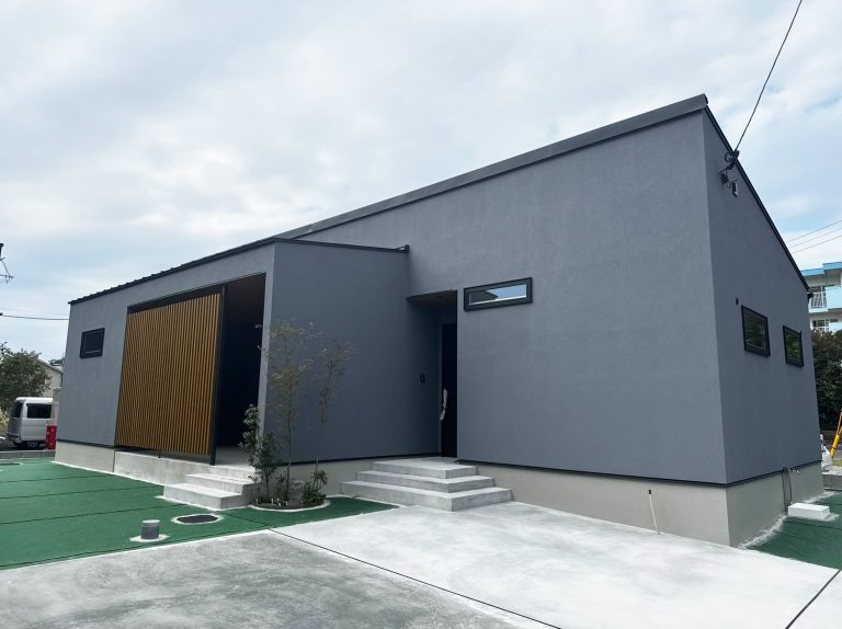 無駄な廊下を一切排除したコンパクトな平屋