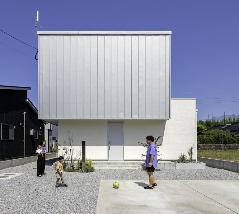 ２つの箱の家