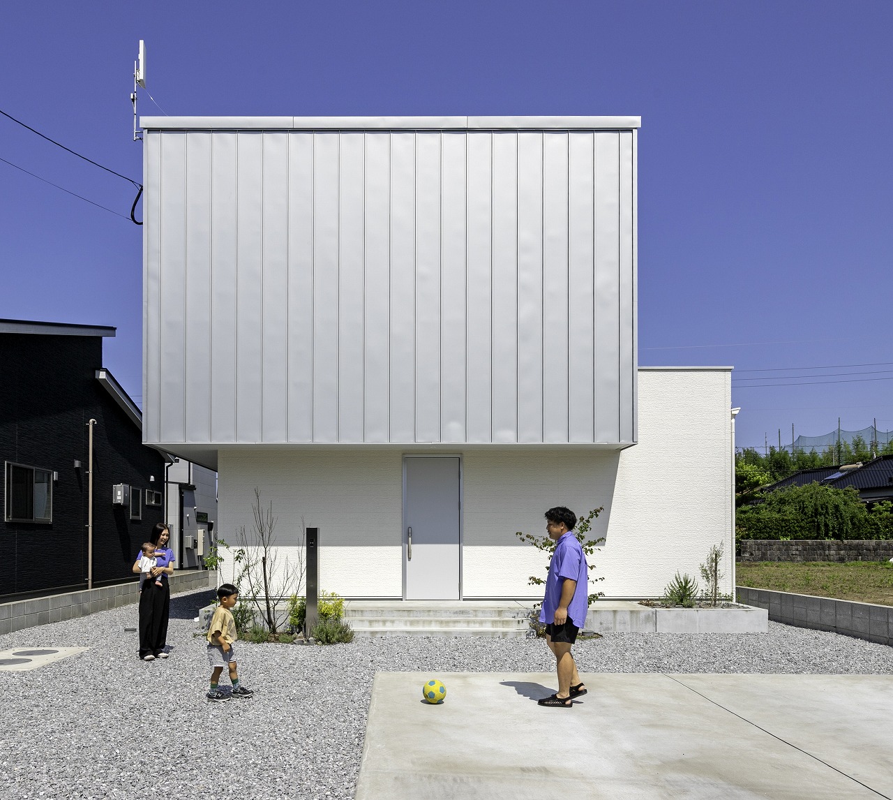 ２つの箱の家